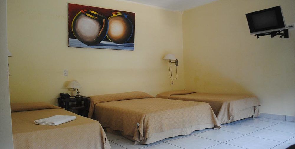 Hotel Real Granada Esterno foto
